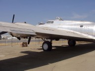 Tulare B-17g-06t
