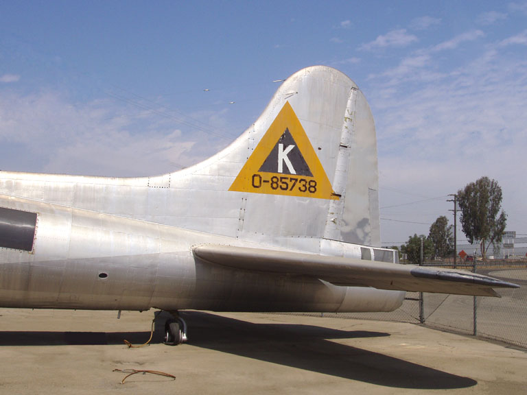 Tulare B-17g-09