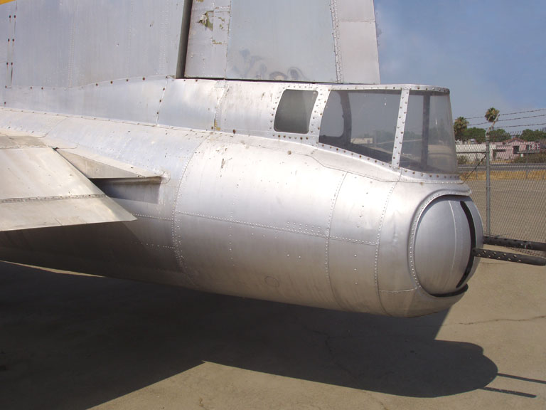 Tulare B-17g-11